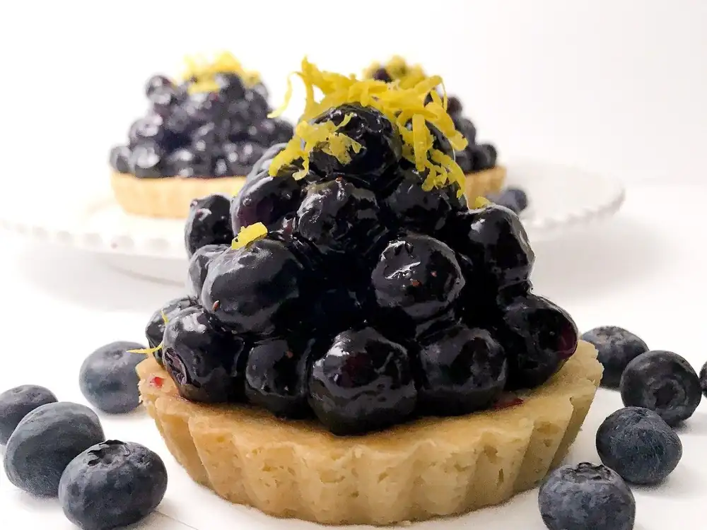 Receta: ¿Te encanta la famosa tarta de arándanos de White Spot? Prueba a hacer estas tartaletas