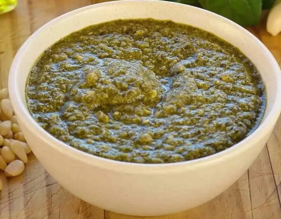 Receta de pesto de albahaca