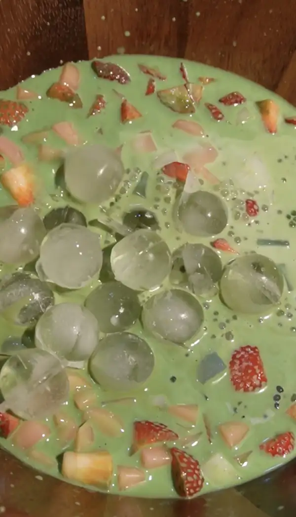 Strawberry Matcha Sago