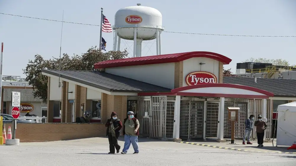Tyson Foods to close beef plants in Illinois and Utah