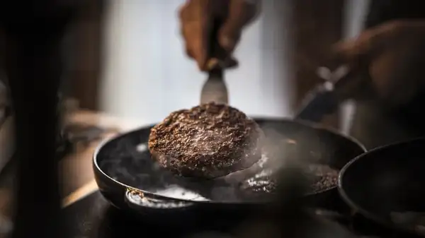 How To Put An Italian Spin On A Classic Hamburger