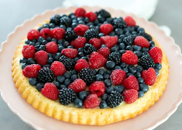 Red berry tart with pastry cream: an easy, attractive dessert perfect for any occasion
