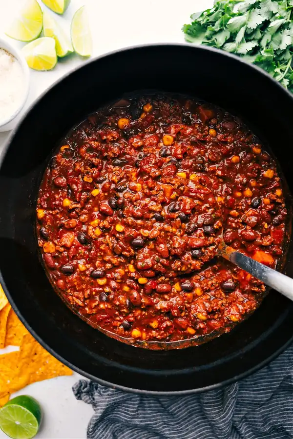 The Easiest One Pot Healthy Chili Recipe