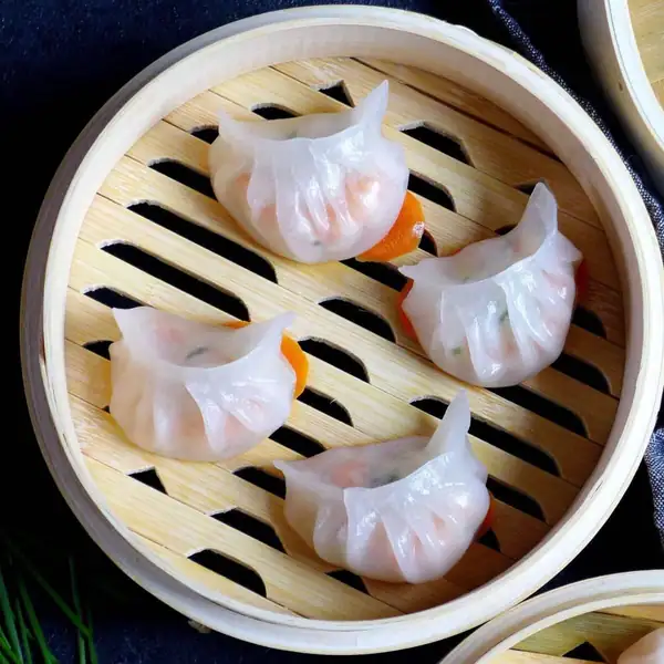 Har gow: crystal shrimp dumplings (虾饺)rn