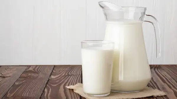 The Unexpected Ingredient That Can Transform Milk Into A Heavy Cream Substitute