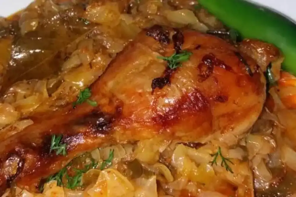 Fresh cabbage with baked chicken