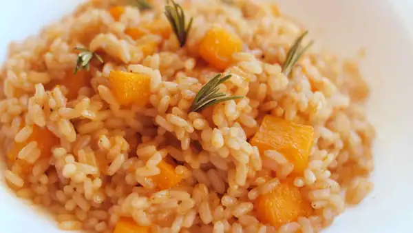 Pumpkin risotto, a dish that tastes of autumn (and the creamy sauce makes it creamy)