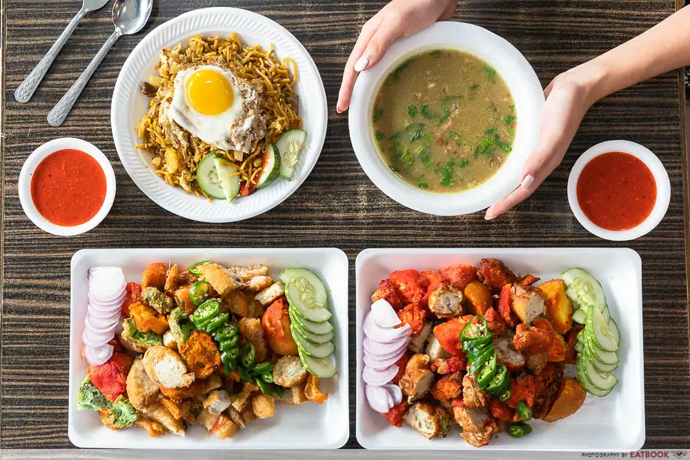 Reseña de Al Mahboob Rojak: Puesto de Rojak indio en Tampines con más de 30 ingredientes