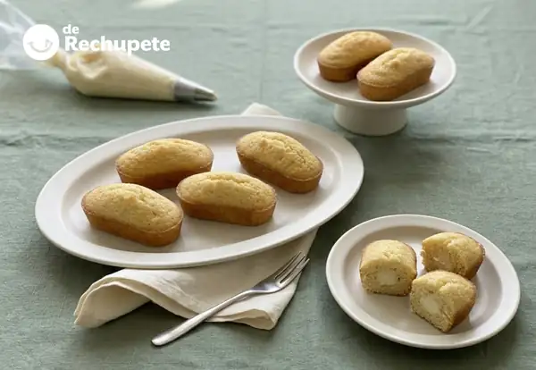 Homemade Twinkies or Vanilla Buccaneers, with their white filling