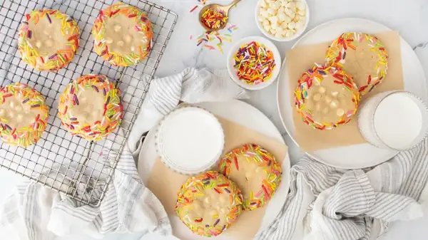 Copycat Crumbl Cake Batter Blondie Cookie Recipe