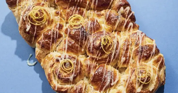 Croissant horneado con limón