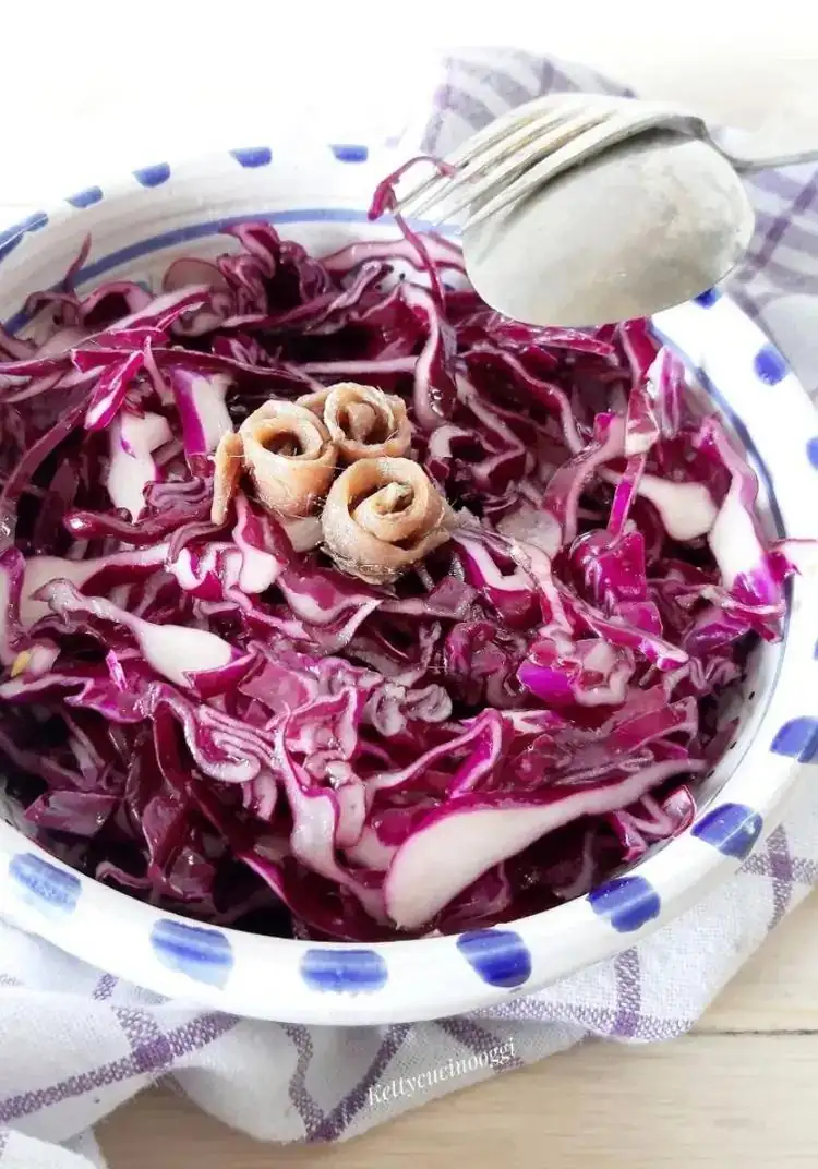PURPLE CABBAGE SALAD WITH ANCHOVIES