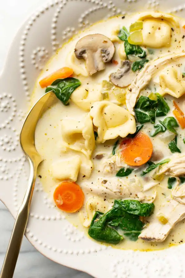 Creamy Spinach Tortellini Soup with Chicken