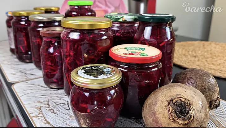 Remolachas encurtidas con rábano picante (receta en vídeo)