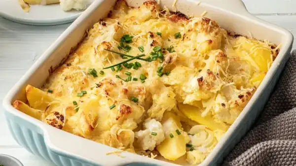 Baked cauliflower with potatoes