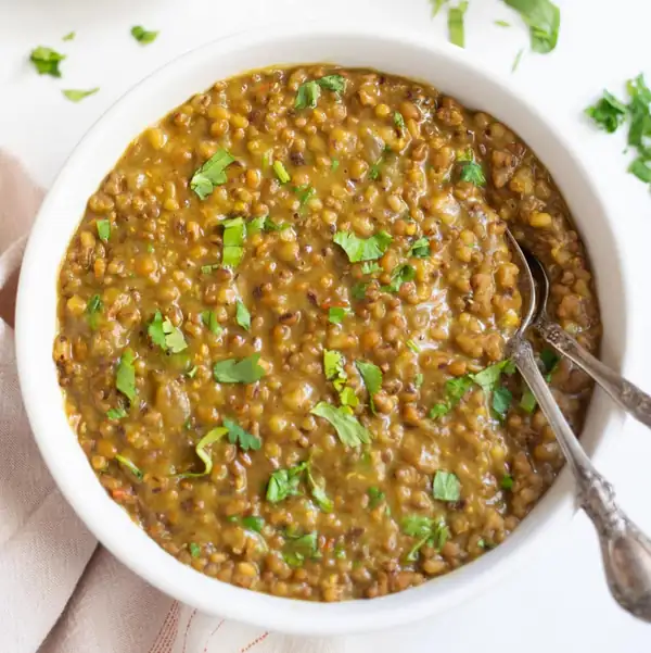 Easy Punjabi Moth Dal