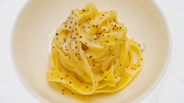 Fettuccine Alfredo