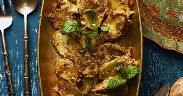 Potato pakoras and 5-minute mint chutney