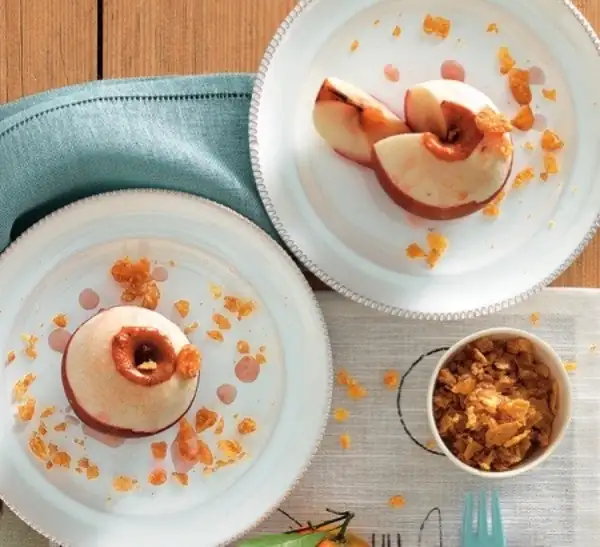 Annurche Apples with Caramel Corn Flake Crumble