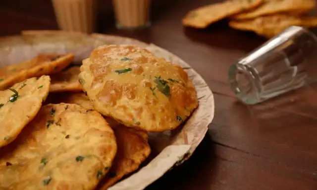 Easy Moong Methi Masala Poori मूंग मेथी मसाला पूरी Recipe
