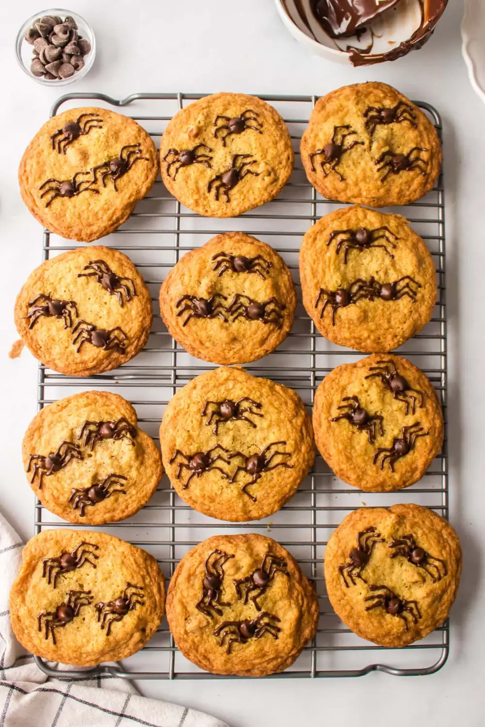 These Halloween Spider Chocolate Chip Cookies Will Steal the Show