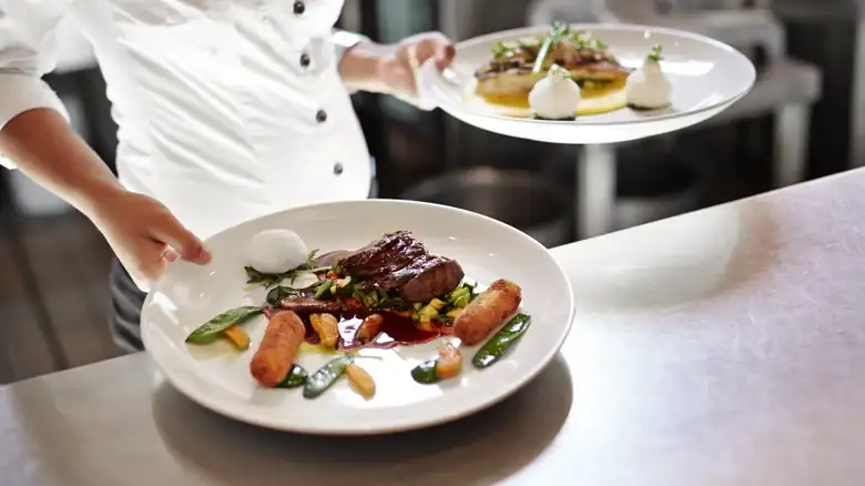 Cómo saber si vale la pena pedir una especialidad de un restaurante