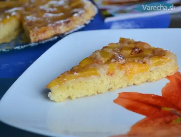 Inverted peach pie