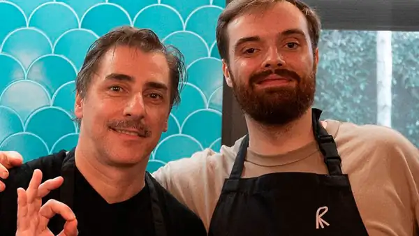 Jordi Roca and Ibai Llanos team up to make chocolate from scratch
