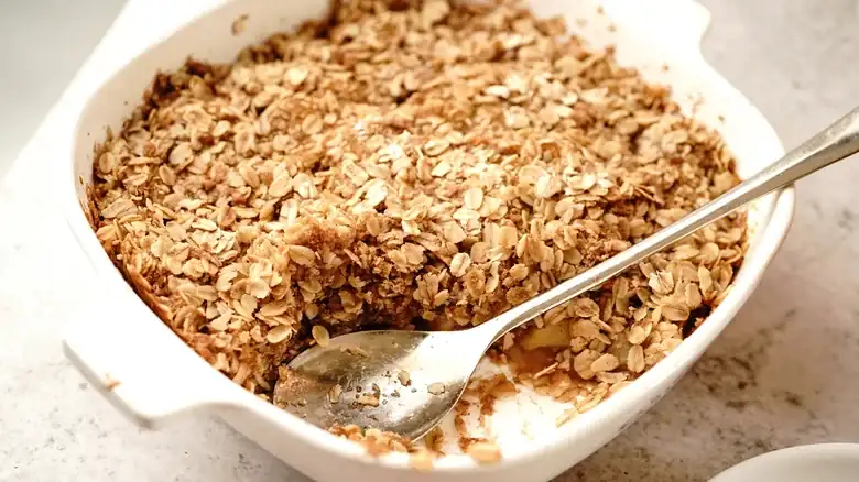 For The Easiest Streusel, Turn To Oatmeal