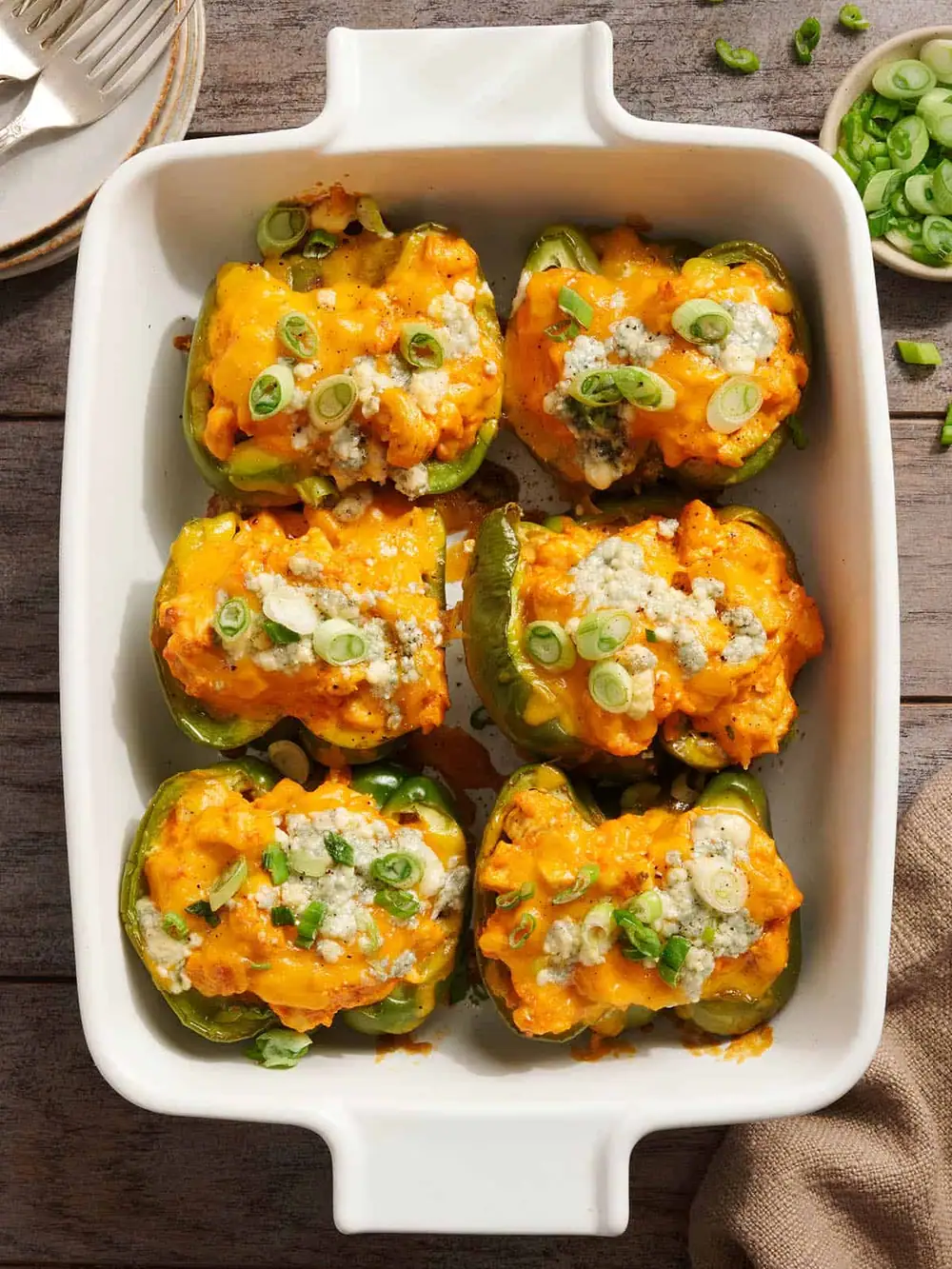 Todo lo que te encanta del dip de pollo Buffalo, ahora para la cena