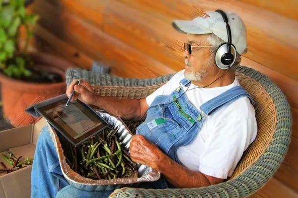 Report: Cracking the Code on Precision Farming and Digital Agtech Adoption