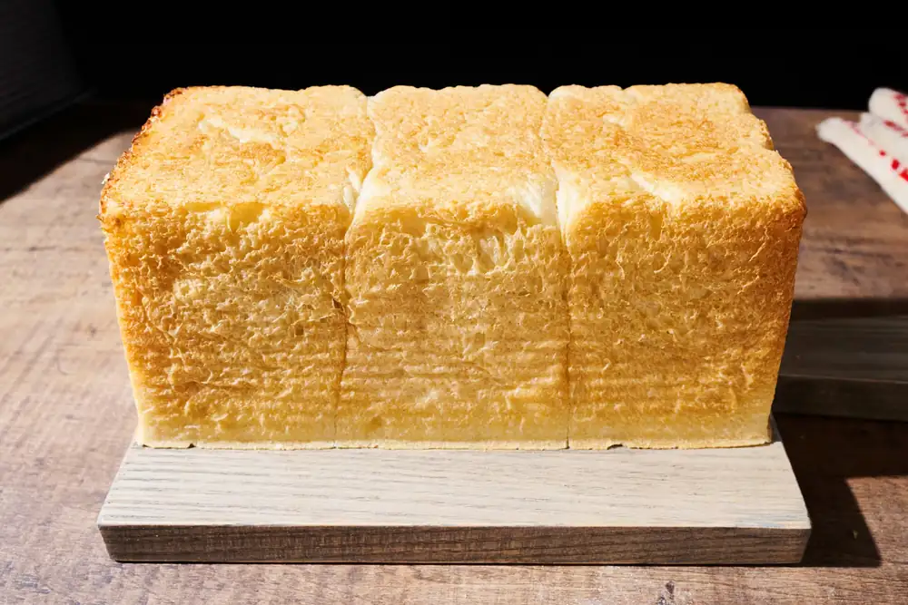 Shokupan de masa madre (pan de leche japonés)