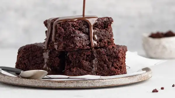 The Only Ingredient You Need To Thin Out Melted Chocolate