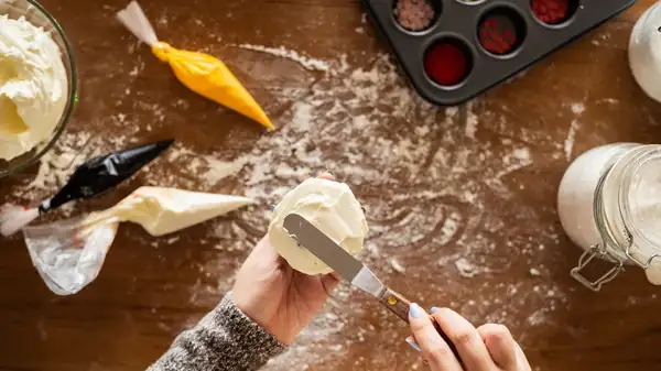 Is There Even A Difference Between Cake Icing And Frosting?