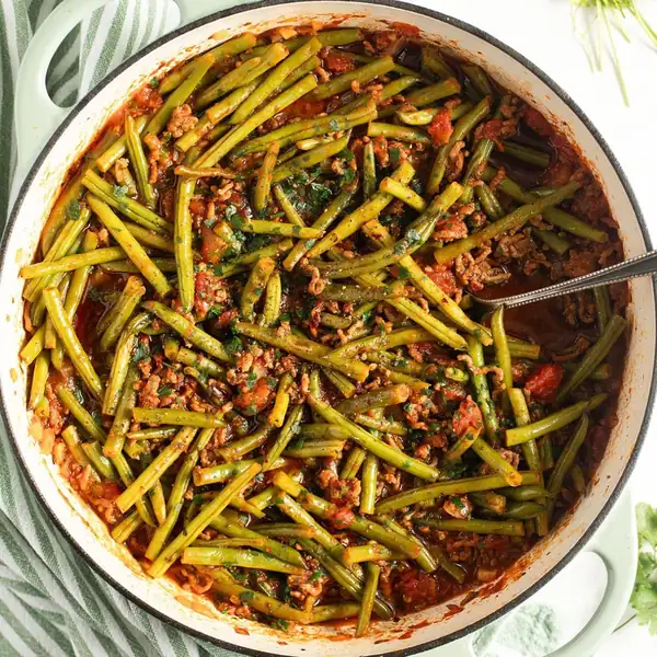 Beef and Green Bean Ragù (Simple One-Pot Recipe)