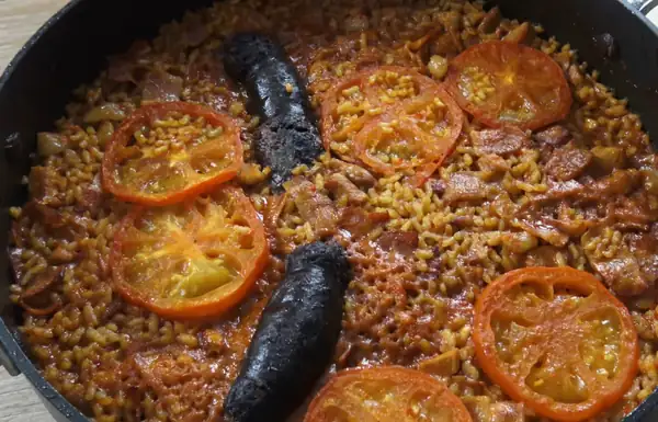 El chef Kent defiende el arroz al horno: el rival valenciano de la paella que no conocías