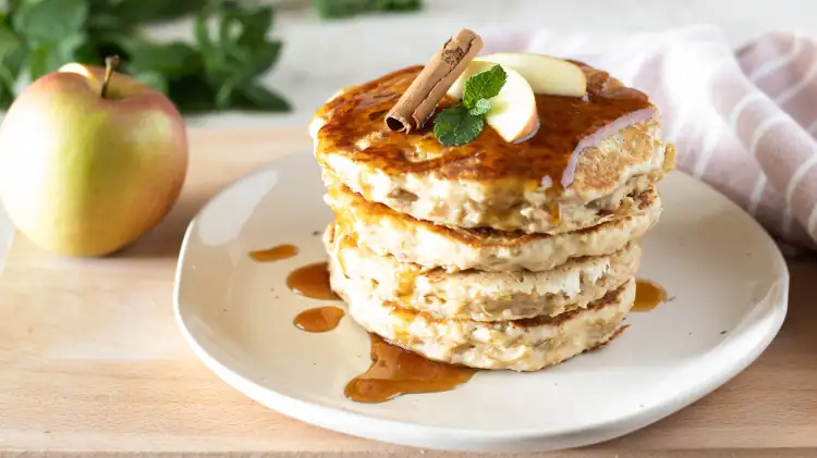 Making apple juice at home? Here's a crazy trick to turning leftovers into fluffy pancakes!