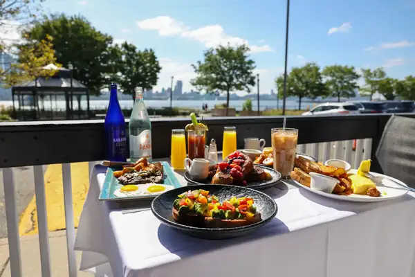 Dining, Drinks & NYC Views at Beneci’s Cucina D’Italia in Weehawken