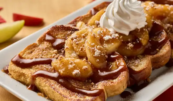 Huddle House da la bienvenida al otoño con su nueva línea de tostadas francesas