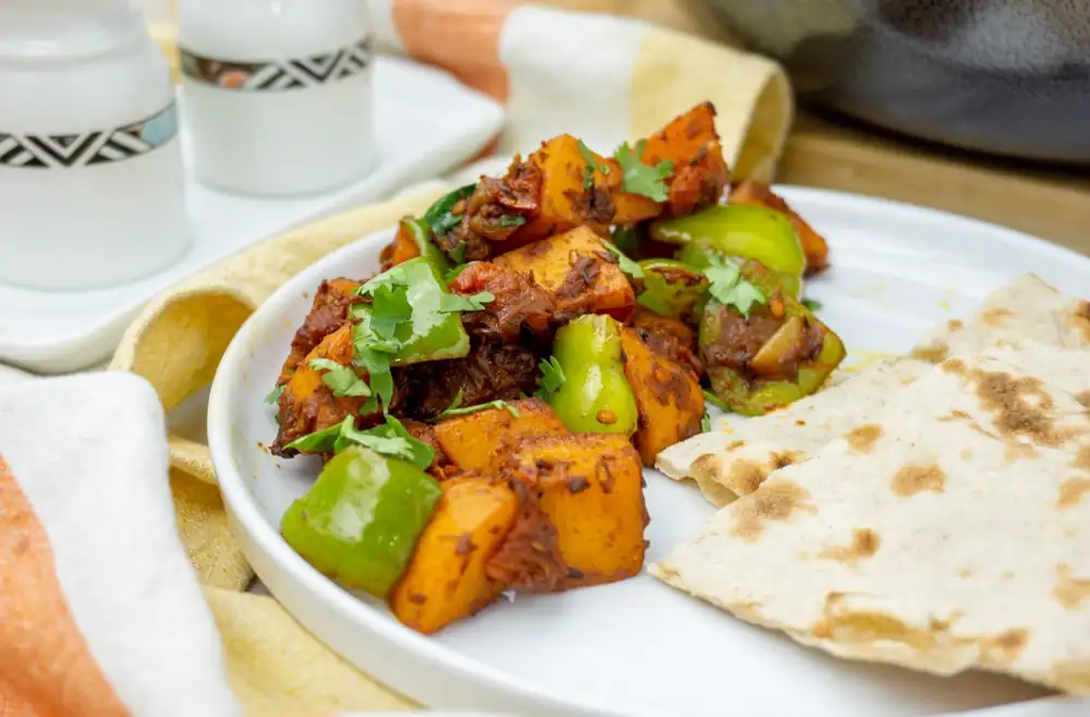 Aloo Simla Mirch (Bell Pepper & Potato Stir fry)