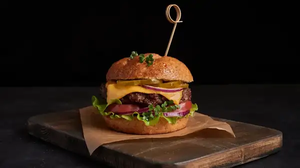 Hamburger Vs Steak Burger: What's The Difference?