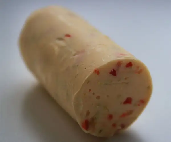 Mantequilla especiada con lima y chile
