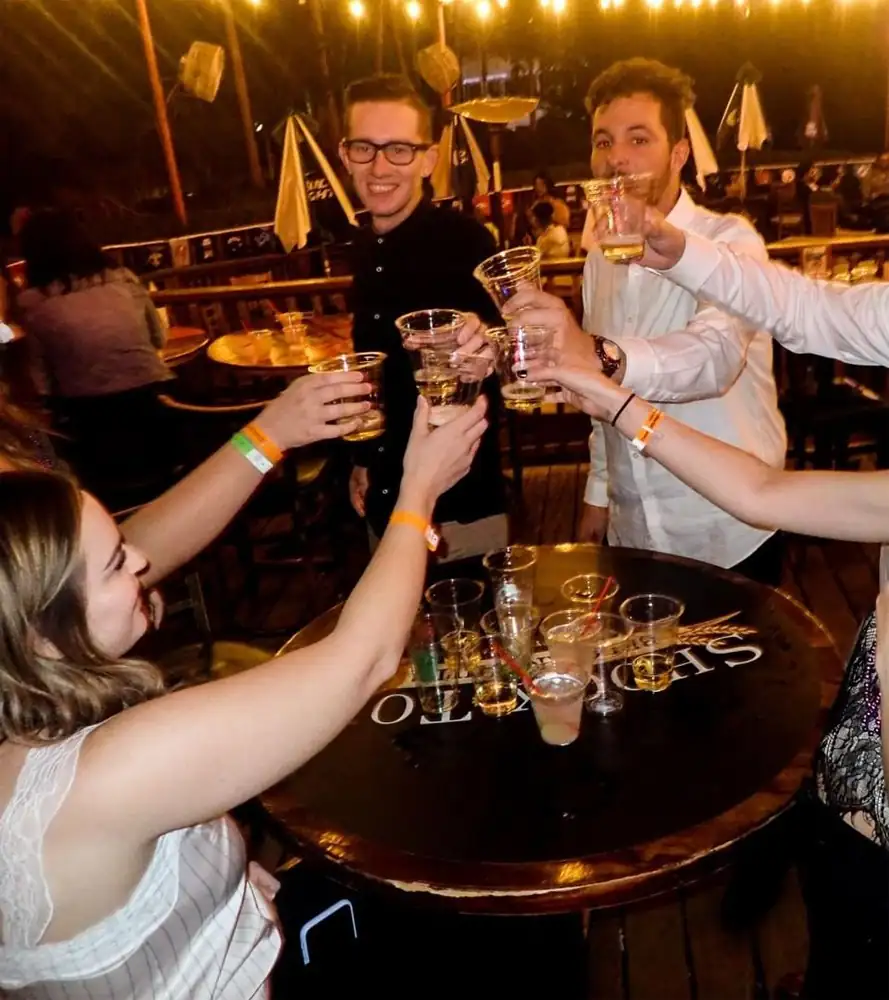 Nightlife Tour Company to Bring World Crawl Bar to the Fremont Street Experience