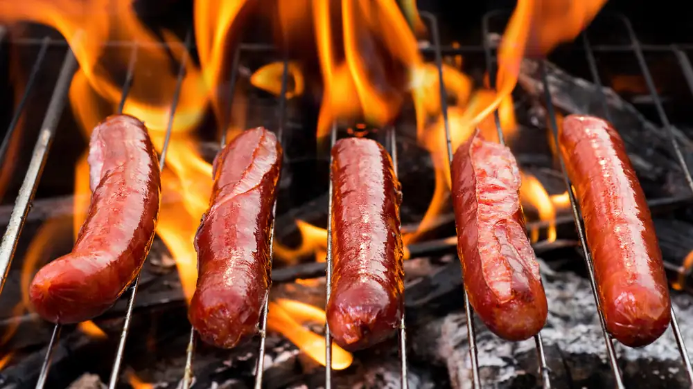 Esta marinada hace que los perritos calientes exploten de sabor