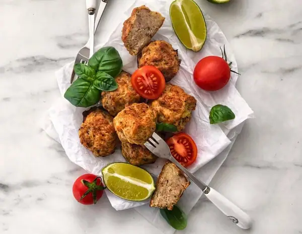 Albóndigas de atún enlatado