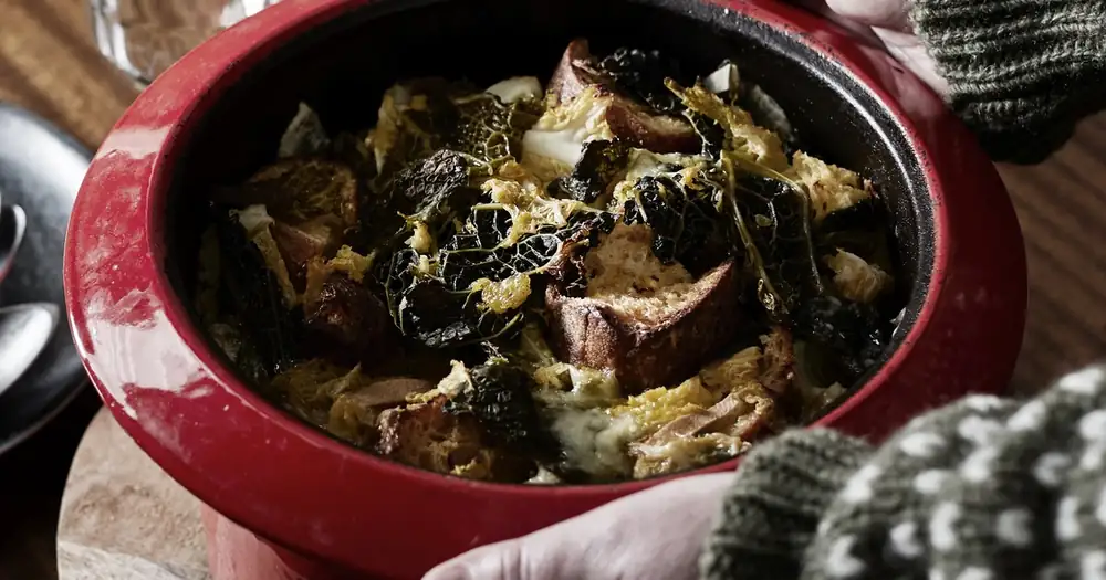 Aosta Valley cabbage soup