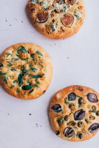 Focaccia + tips for toppings