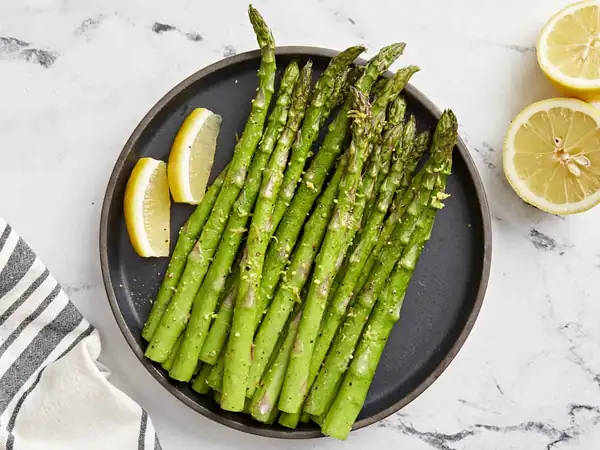 Fresh & Zingy Lemon Garlic Asparagus Pasta—My Weeknight Favorite!