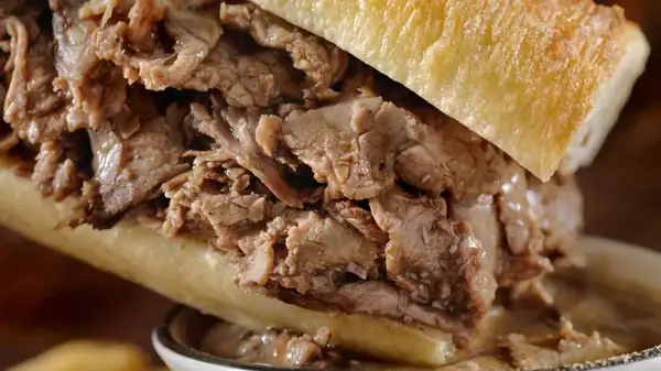 What Types Of Bread Hold Up Best With Roast Beef Sandwiches?