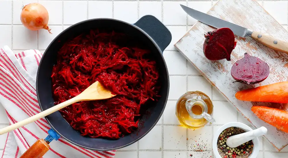 Beetroot borscht dressing